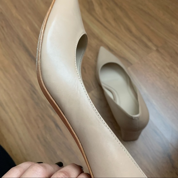 Marc Fisher Zala Block Heel Pump - Picture 11 of 12